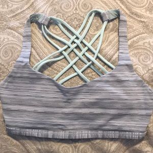 Lululemon Free to be Wild bra size 4